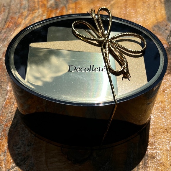 Vintage Decollete by Merle Norman Body Powder 5oz New In Box - Picture 3 of 11